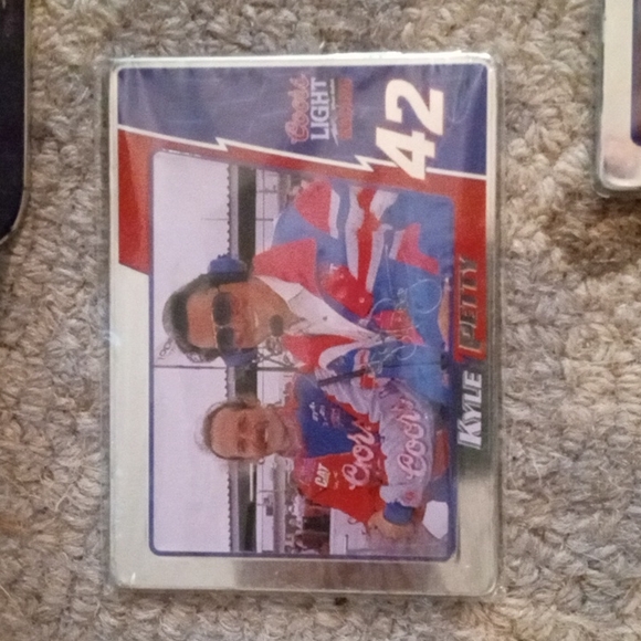 Trading Cards - Picture 7 of 11